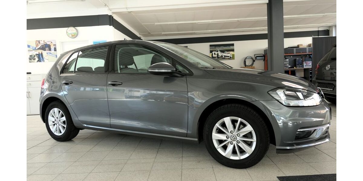 VW Golf 31.300 km 15.990 &euro; Idar-Oberstein 55743