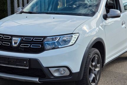 Dacia Sandero 140.000 km 5.900 &euro; Neu-Ulm 89233