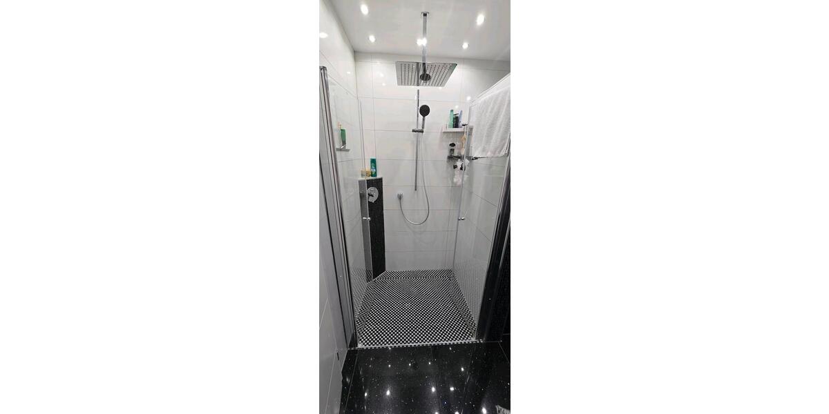 Etagenwohnung Gießen Wieseck - 4 Zimmer, 150 m&sup2;, 1.500&euro; | Angebot:26087557