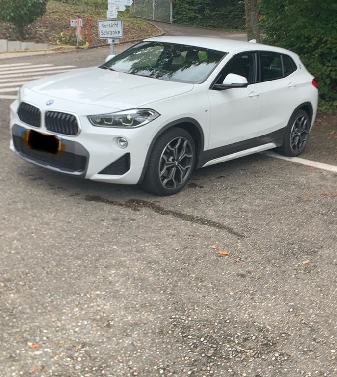 BMW X2 98.000 km 22.900 € Biberach 77781