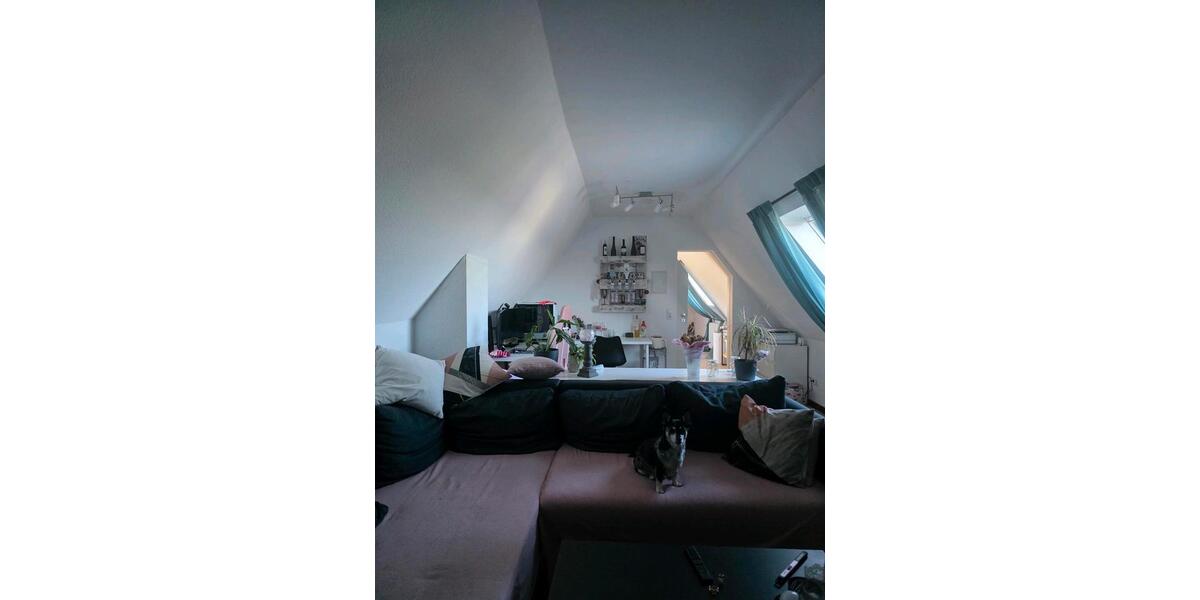 Dachgeschoßwohnung Lübeck Kücknitz - 2 Zimmer, 54 m&sup2;, 500&euro; | Angebot:26355483