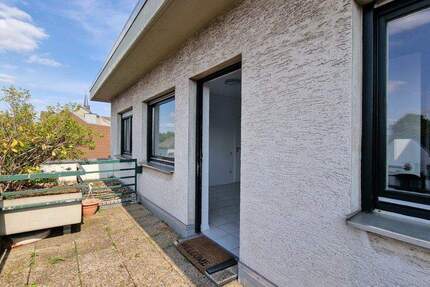 Penthousefeeling inklusive! Bezugsfreie 3-Zimmerwohnung mit großer Loggia in Herzen von Kohlscheid 3 zimmer