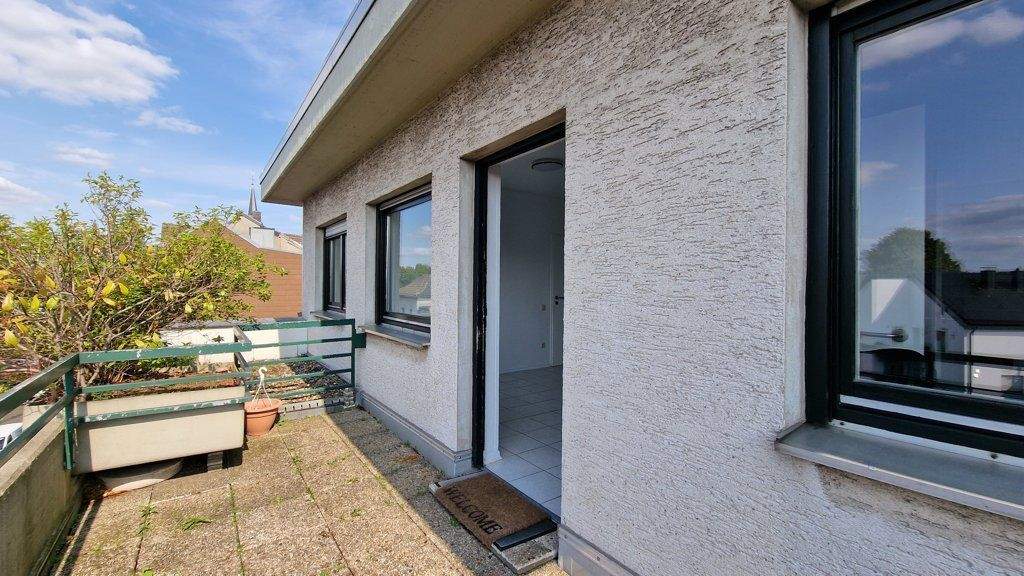 Penthousefeeling inklusive! Bezugsfreie 3-Zimmerwohnung mit großer Loggia in Herzen von Kohlscheid 3 zimmer