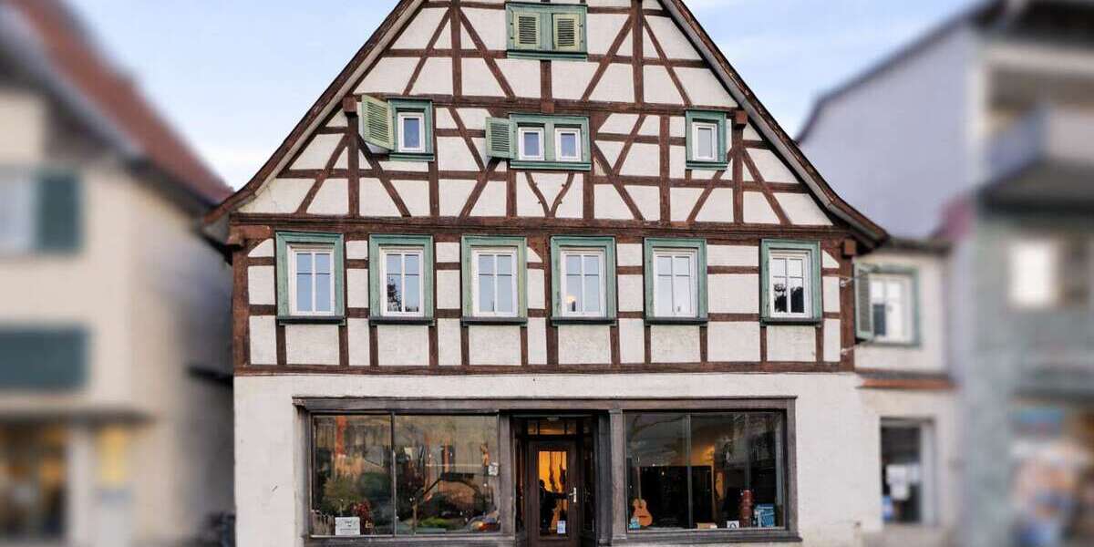 Einfamilienhaus Landstuhl - 10 Zimmer, 350 m&sup2;, 419.000&euro; | Angebot:26122917