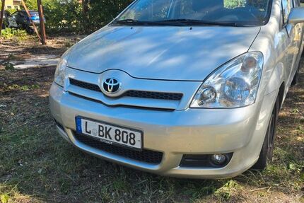 Toyota Corolla Verso 146.000 km 3.500 &euro; Leipzig 04209