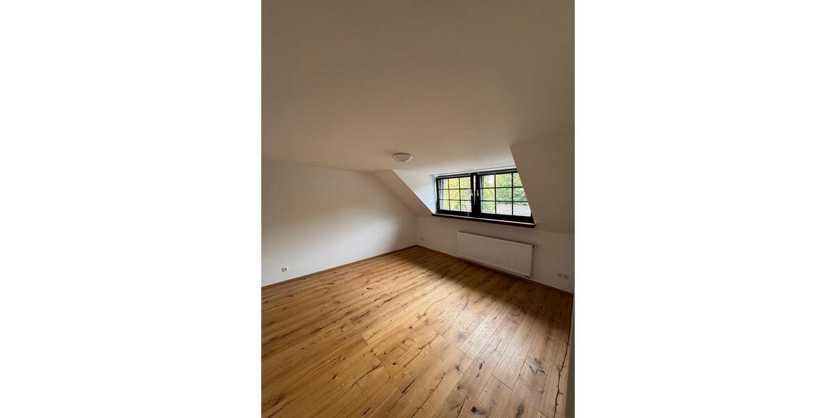 Dachgeschoßwohnung Köln Heimersdorf - 3 Zimmer, 78 m&sup2;, 405.000&euro; | Angebot:24675913