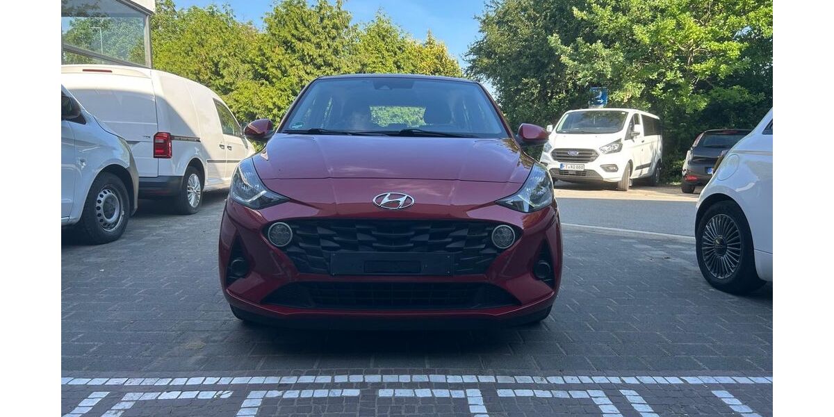 Hyundai i10 97.393 km 9.290 &euro; Frankenthal/Studernheim 67227