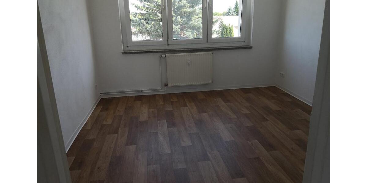 Etagenwohnung Kamenz - 4 Zimmer, 77 m&sup2;, 470&euro; | Angebot:24781602