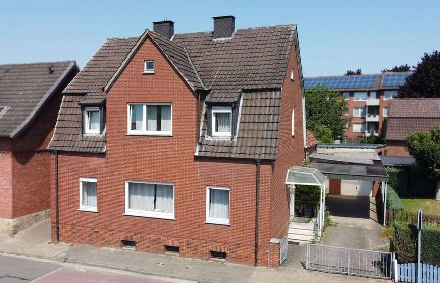 Haus zum Kaufen in Rheine 229.000 € 177 m²