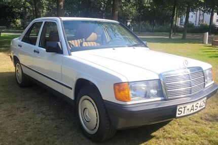 Mercedes-Benz 190 8.800 km 21.990 &euro; Ibbenbüren 49477