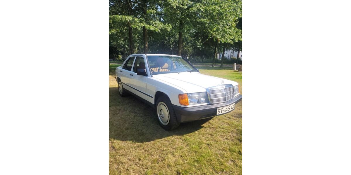 Mercedes-Benz 190 8.800 km 21.990 &euro; Ibbenbüren 49477