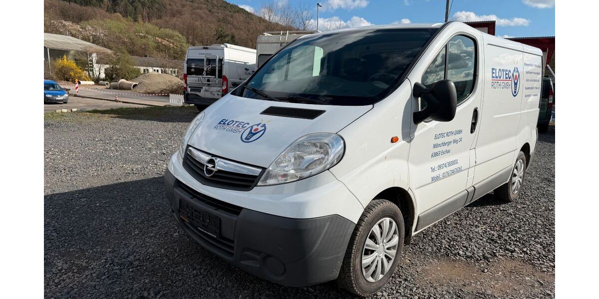 Opel Vivaro 185.479 km 5.500 &euro; Biebergemünd-Kassel 63599