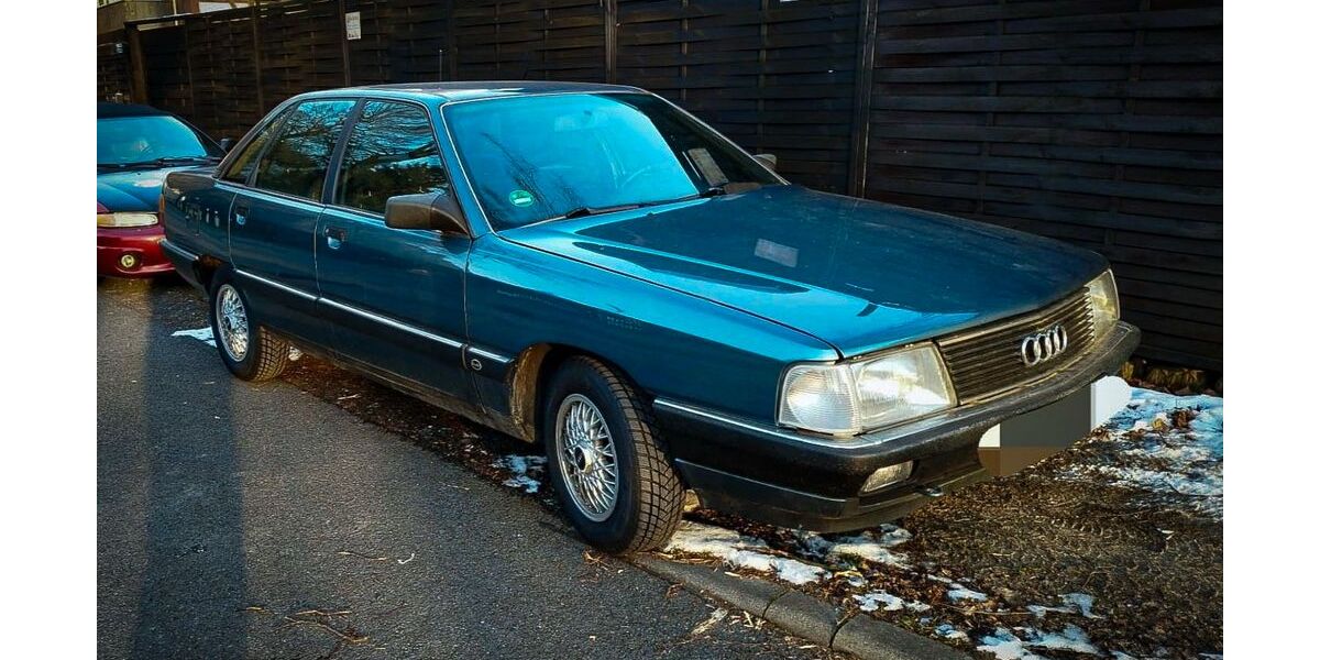 Audi 100 210.000 km 4.999 &euro; Bad Schandau 01814