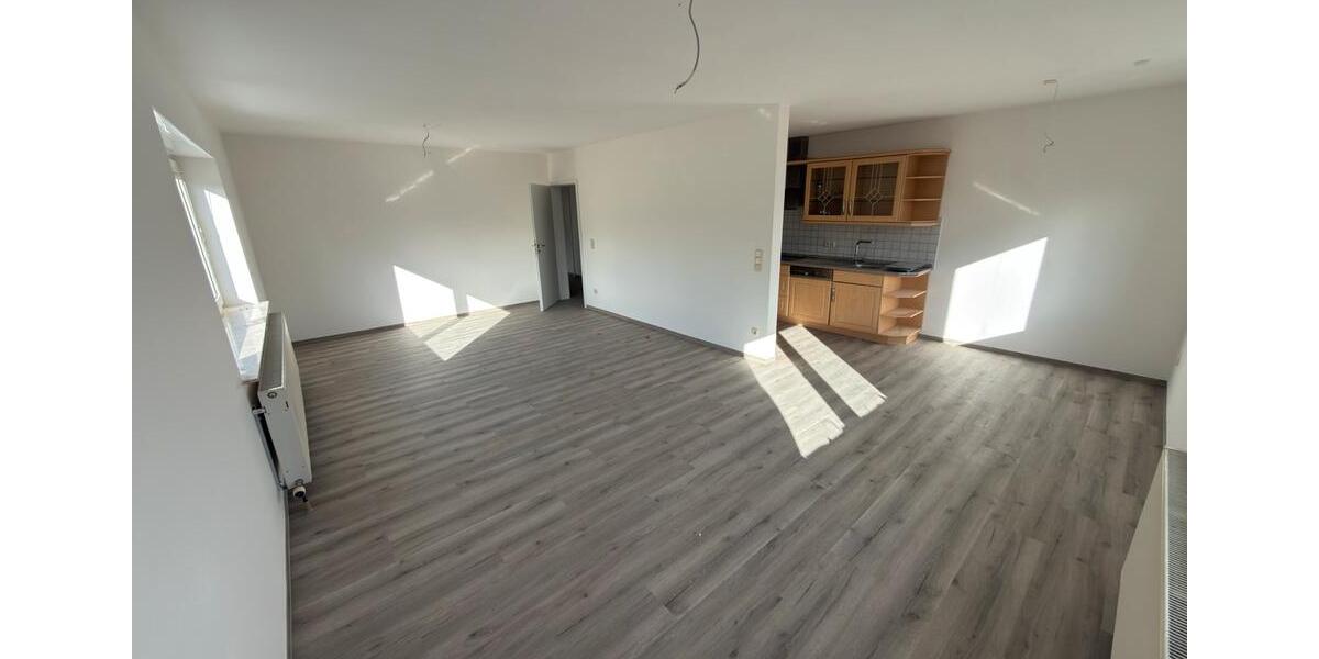 Etagenwohnung Rauschenberg - 3 Zimmer, 107 m&sup2;, 980&euro; | Angebot:25237740