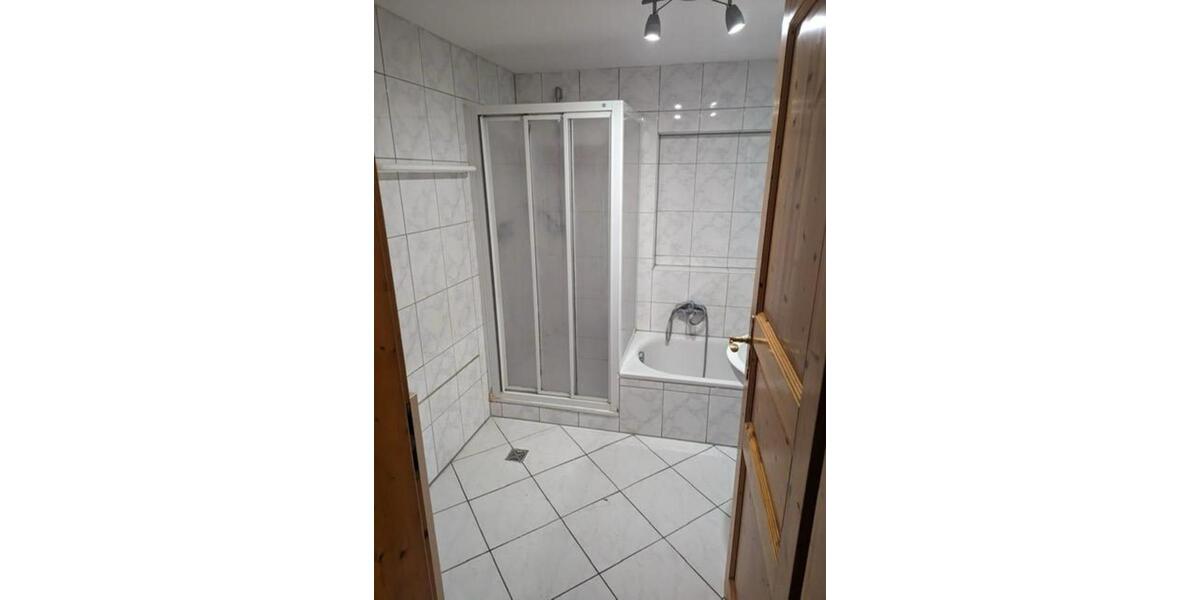 Erdgeschoßwohnung Bad Königshofen im Grabfeld - 3 Zimmer, 70 m&sup2;, 580&euro; | Angebot:24599994