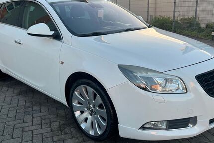 Opel Insignia 176.000 km 2.975 &euro; Lippstadt 59557
