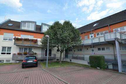 Wohnung zum Mieten in Teutschenthal 325 € 45.67 m² 1 zimmer
