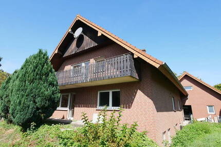 Vielseitiges Zweifamilienhaus mit großem Grundstück in Salzkotten-Niederntudorf 8 zimmer