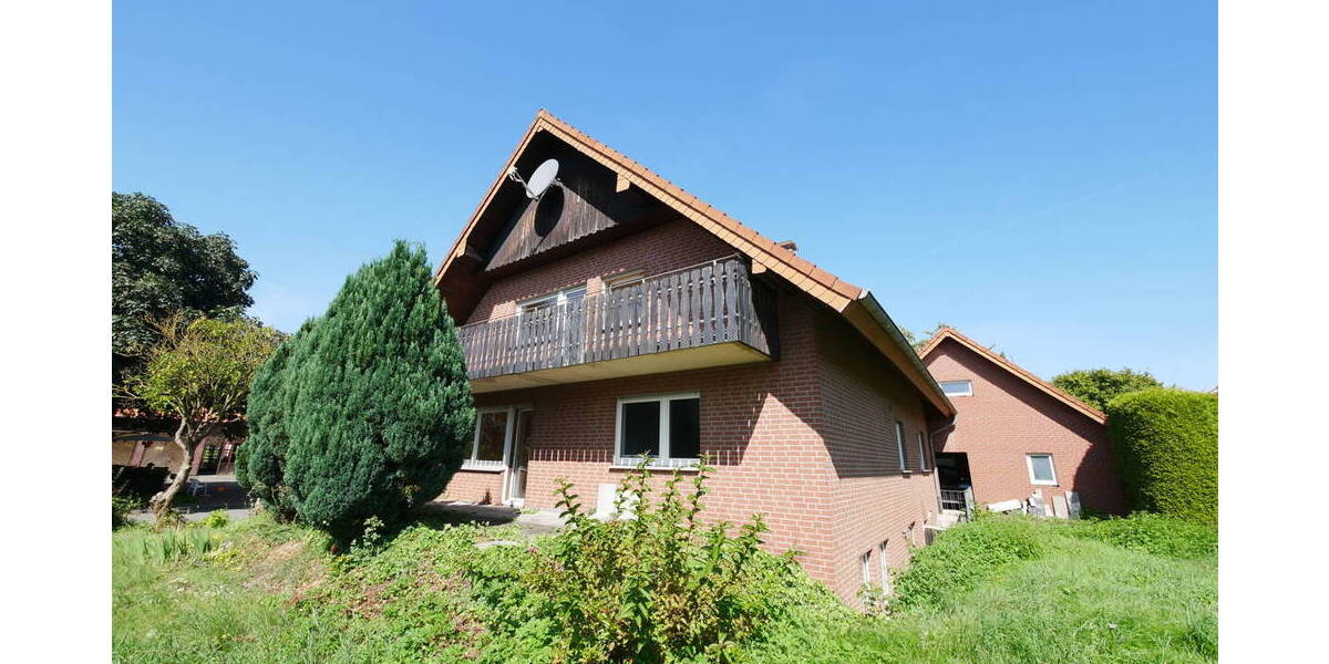 Vielseitiges Zweifamilienhaus mit großem Grundstück in Salzkotten-Niederntudorf 8 zimmer