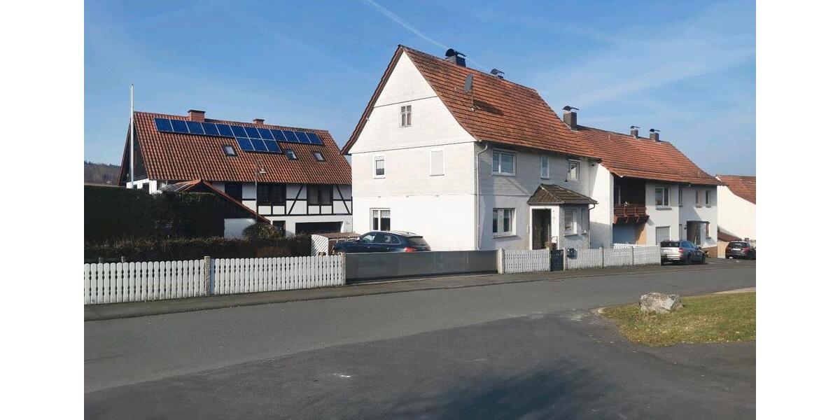 Einfamilienhaus Hünfeld - 5 Zimmer, 150 m&sup2;, 250.000&euro; | Angebot:25402345