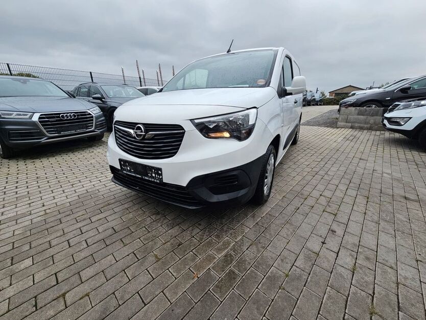 Opel Combo 103.777 km 9.250 € Calden 34379
