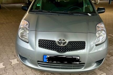 Toyota Yaris 153.000 km 2.400 € Mainz-Kastel 55252