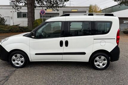 Opel Combo 126.707 km 4.490 &euro; Barsbüttel 22885