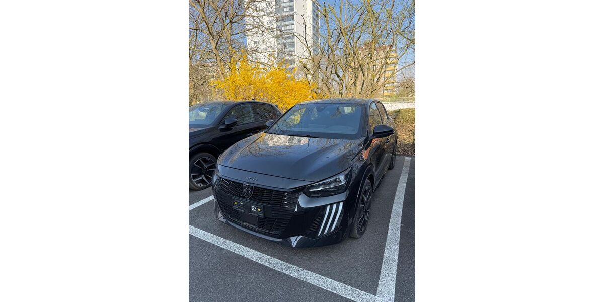 Peugeot 208 26.353 km 19.480 &euro; Rüsselsheim 65428