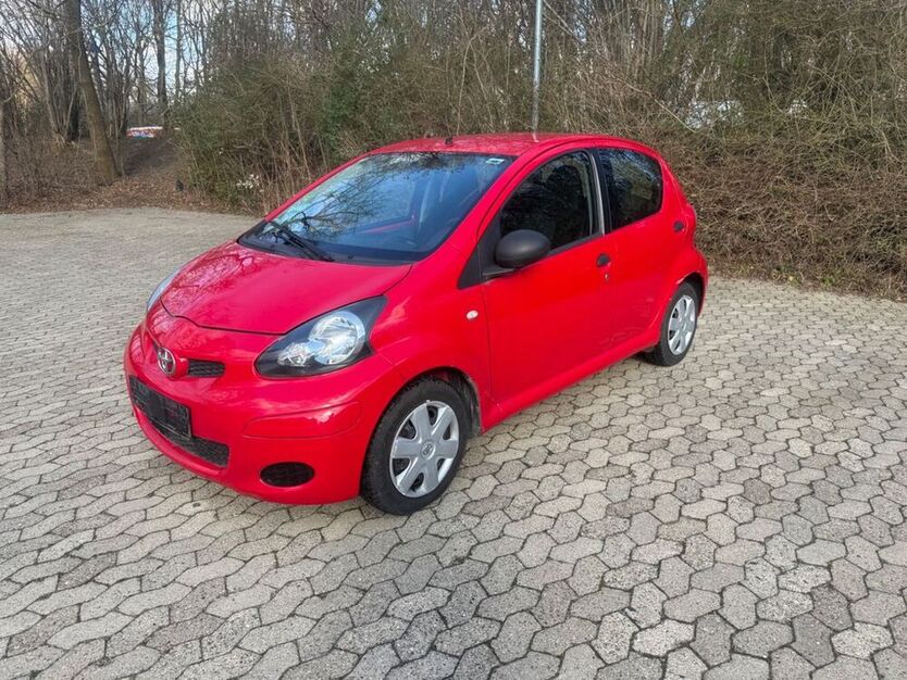 Aygo (X)
