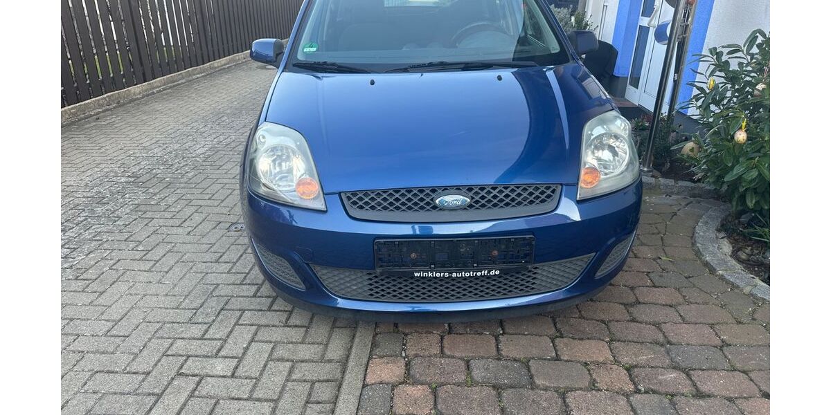 Ford Fiesta 104.500 km 1.990 &euro; Wolfenbüttel 38304
