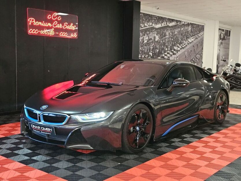 i8