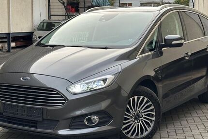 Ford S-Max 190.000 km 10.999 &euro; Berlin 12057