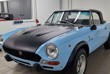 Fiat 124 Spider 51.625 km 79.850 &euro; Starnberg 82319