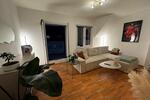 Fußgängerzone: 2,5 ZKB und 2 Balkonen zimmer
