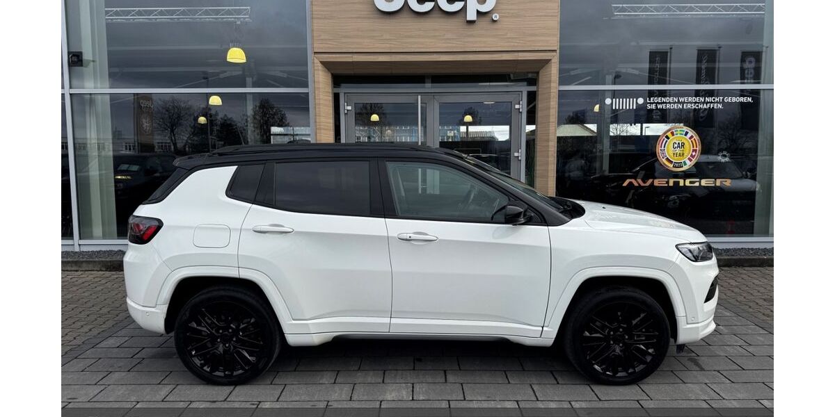 Jeep Compass 49.350 km 24.800 &euro; Aschaffenburg 63741