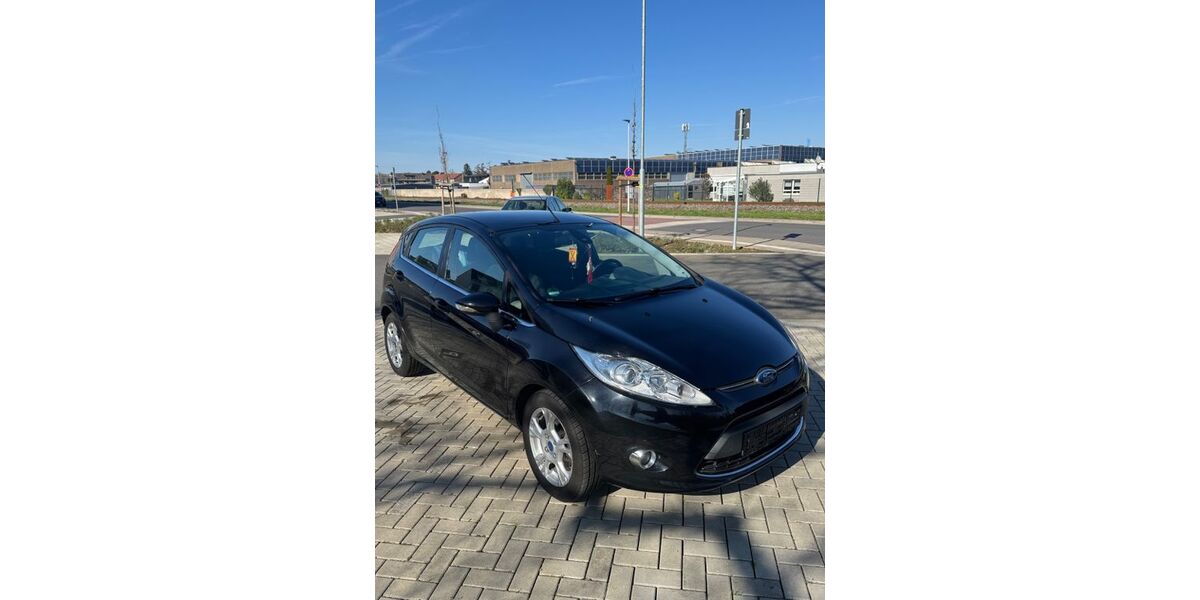Ford Fiesta 141.575 km 4.800 &euro; Alsdorf 52477