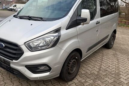 Ford Transit Custom 317.000 km 10.900 &euro; Ahaus 48683