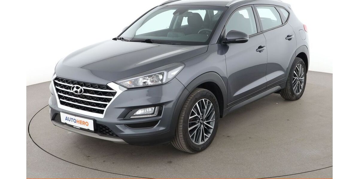 Hyundai TUCSON 99.948 km 17.490 &euro; Dresden 01187