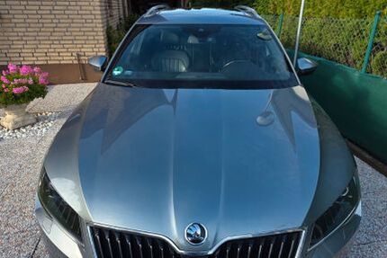 Skoda Superb 255.000 km 14.990 &euro; Berlin 13507