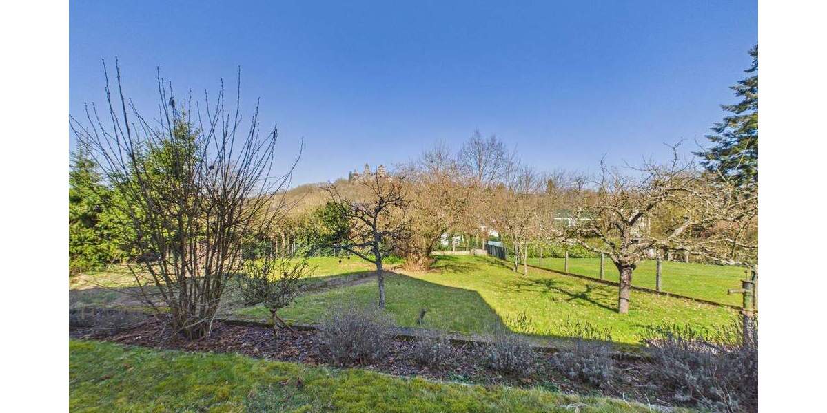 Mehrfamilienhaus, Wohnhaus Braunfels - 7 Zimmer, 160 m&sup2;, 350.000&euro; | Angebot:25880813