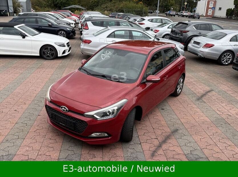 i20