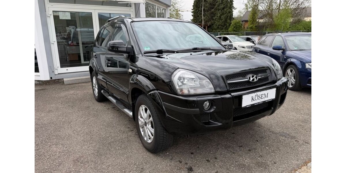Hyundai TUCSON 175.281 km 4.990 &euro; Müllheim 79379