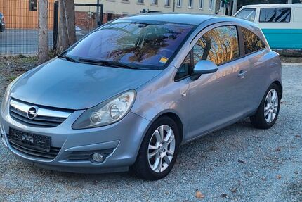 Opel Corsa 33.000 km 6.900 &euro; Chemnitz 09114
