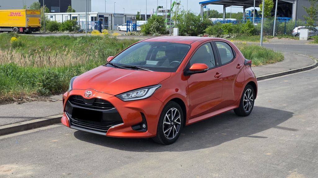 Toyota Yaris 33.735 km 15.900 &euro; Bergrheinfeld 97493