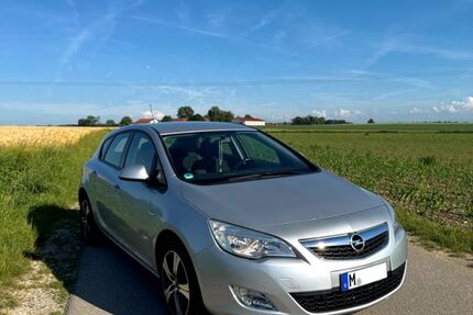Opel Astra 86.000 km 7.500 &euro; Pliening 85652