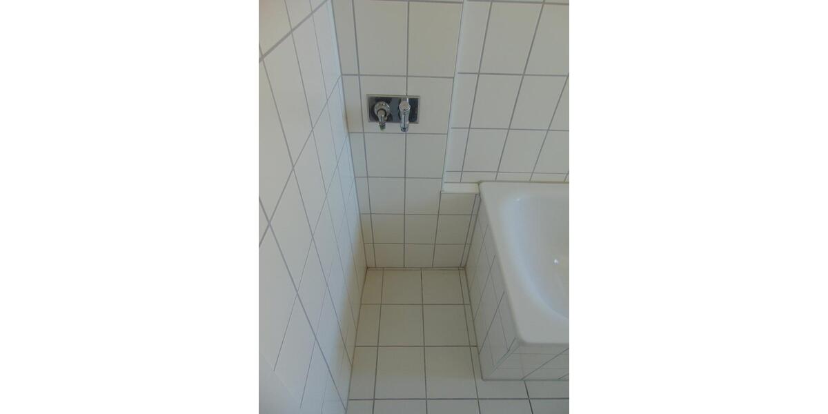 Etagenwohnung Sassnitz - 3 Zimmer, 64 m&sup2;, 385&euro; | Angebot:26351006
