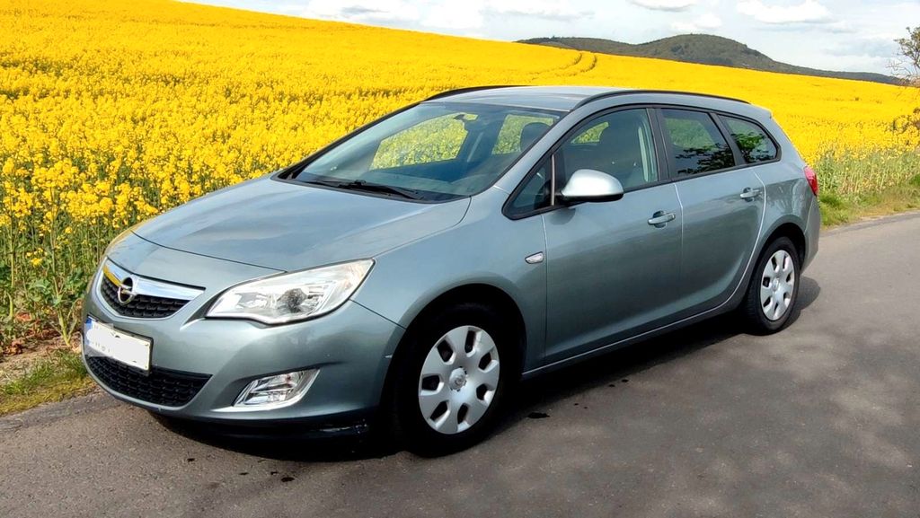 Opel Astra 155.300 km 2.799 &euro; Mendig 56743