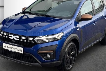 Dacia Sandero 5.000 km 21.445 &euro; Halle 06132