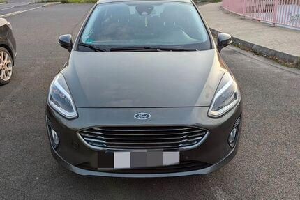 Ford Fiesta 112.000 km 8.800 € Königswinter 53639