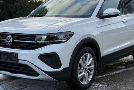 VW T-Cross 8.619 km 24.666 &euro; Gersthofen 86368